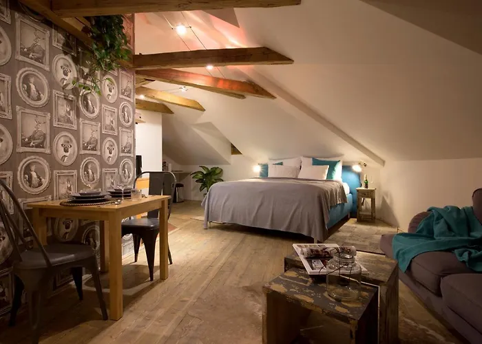Romantic Bohemian In Old Town * Praga